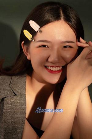 201950 - Meiyin Age: 23 - China