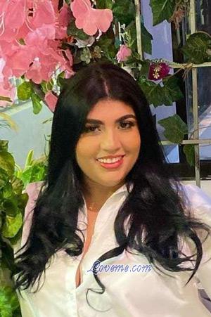 210695 - Andrea Age: 29 - Colombia